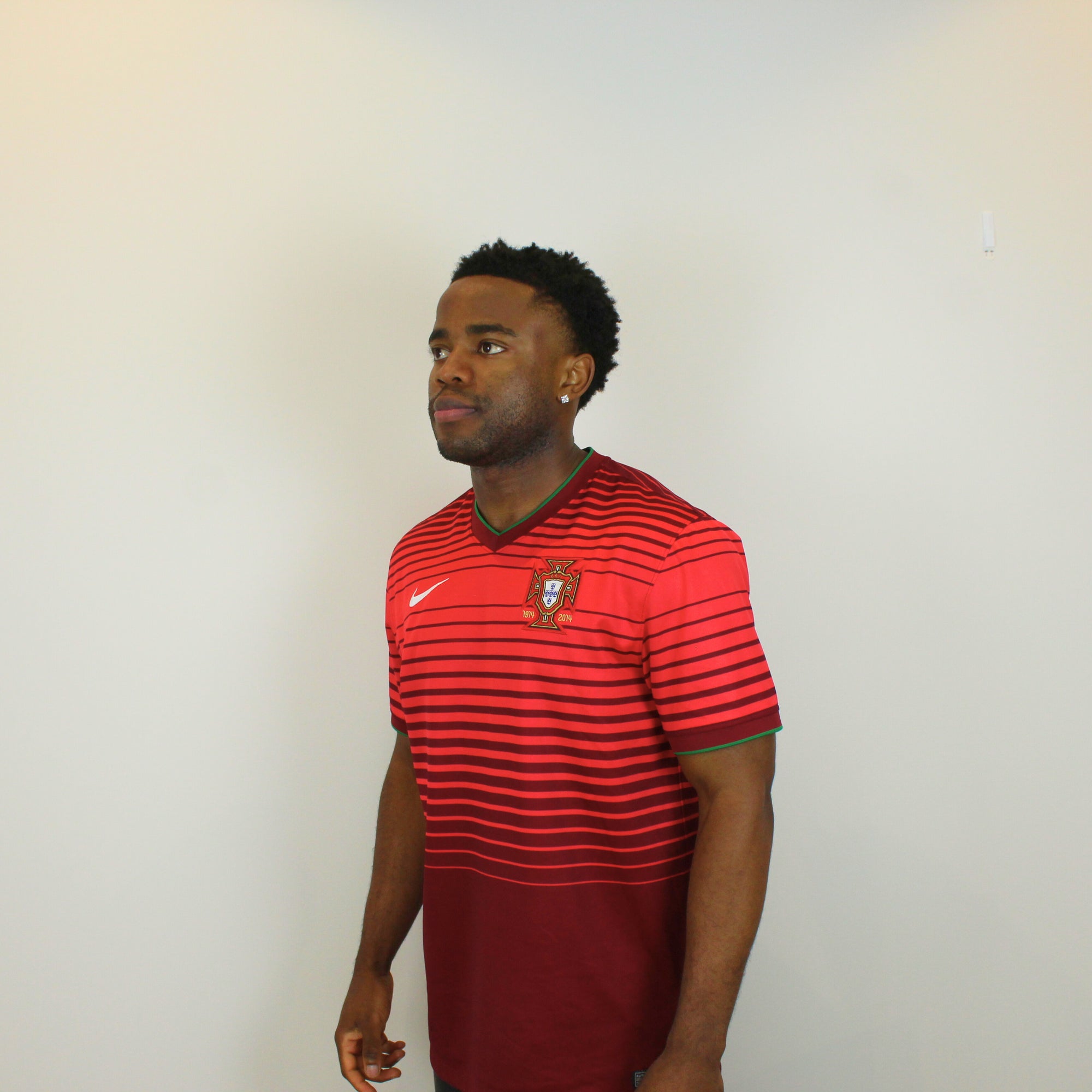 Portugal 2014 Home Kit (L)